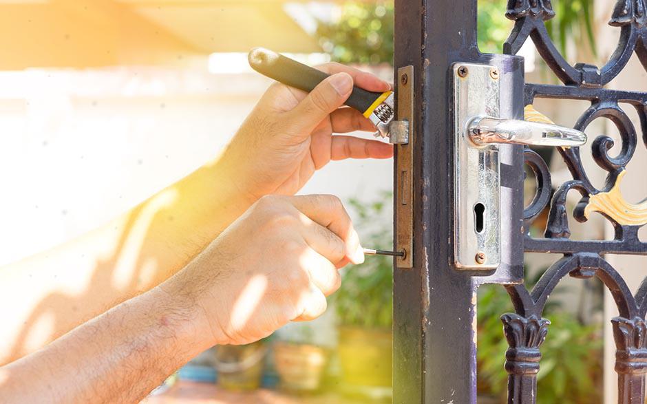 remplacer une serrure de porte Lieusaint